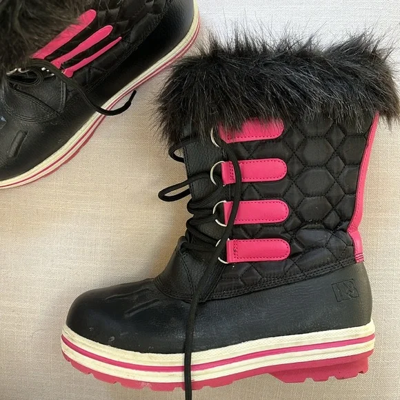 Rugged Outback Boots Size 5 Black and Pink - Picture 2 of 5